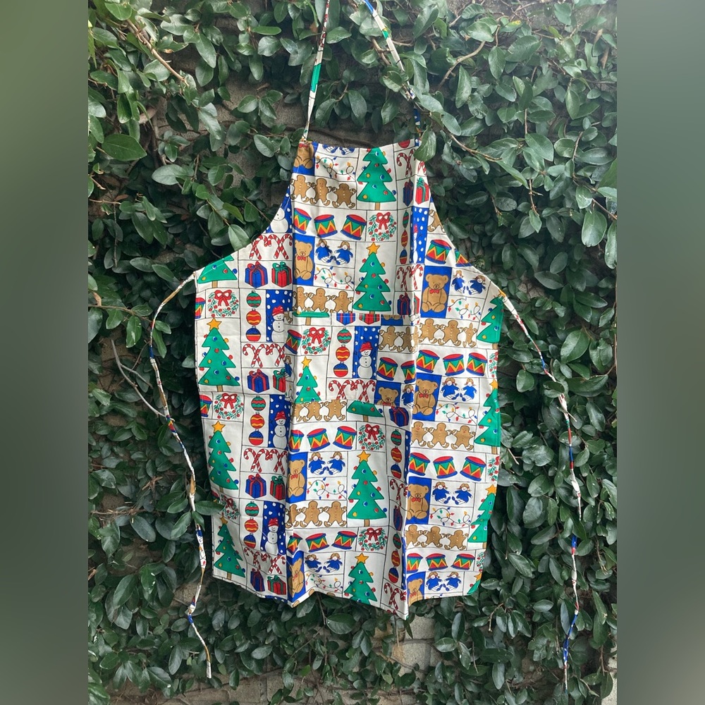 Kismet Vintage Christmas Apron